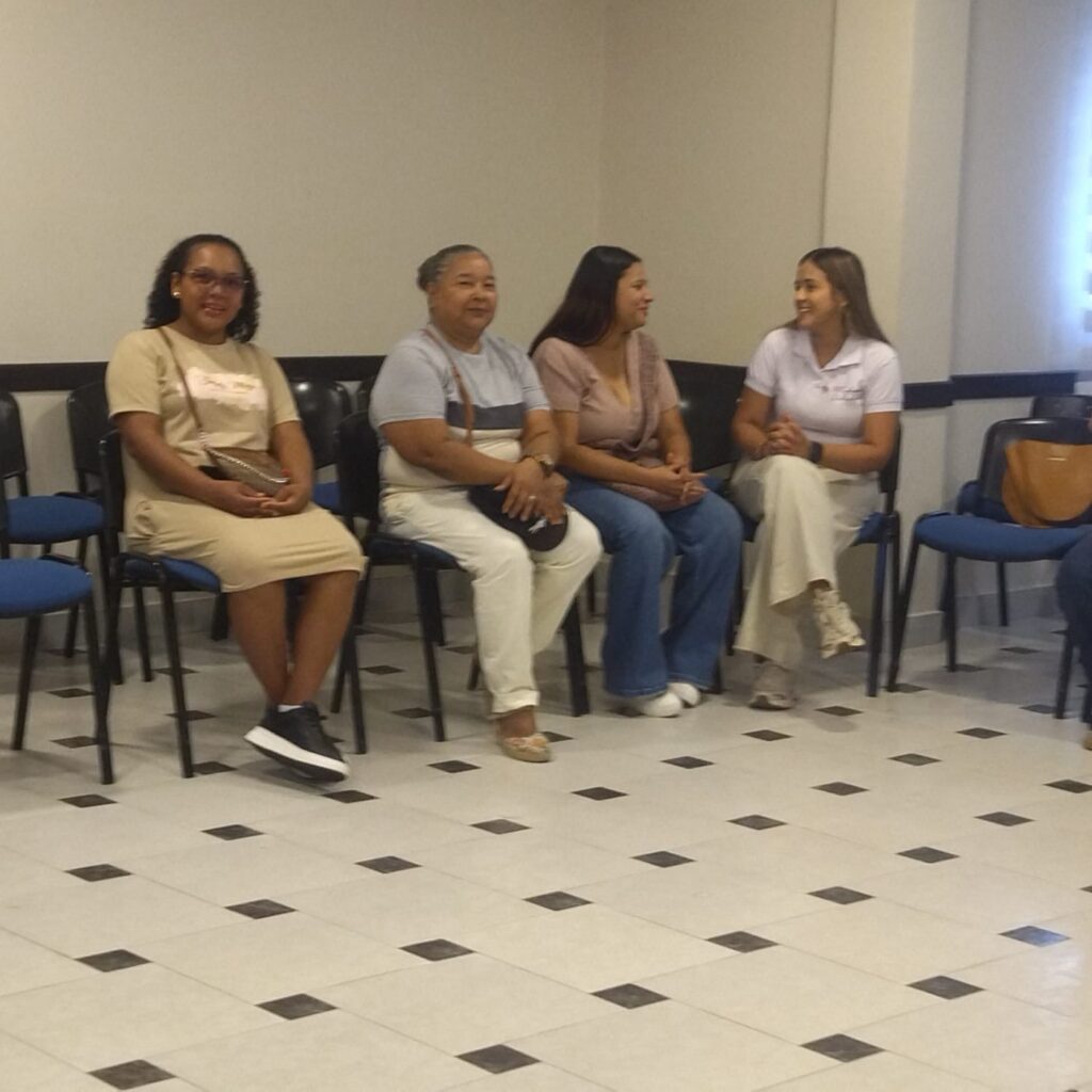 Experiencia Jornada de gestión emocional con participantes de la comunidad.